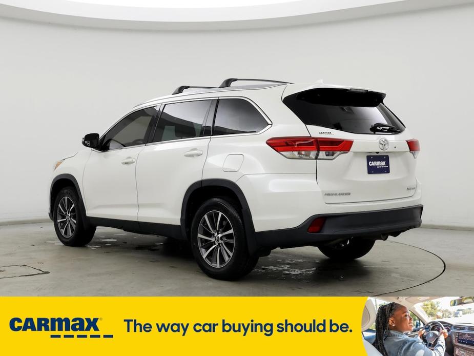 used 2019 Toyota Highlander car, priced at $29,998