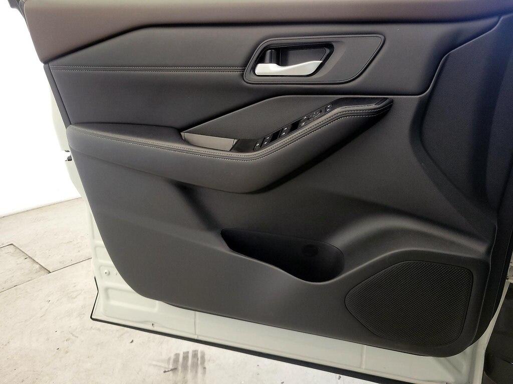 used 2023 Nissan Rogue car, priced at $27,998
