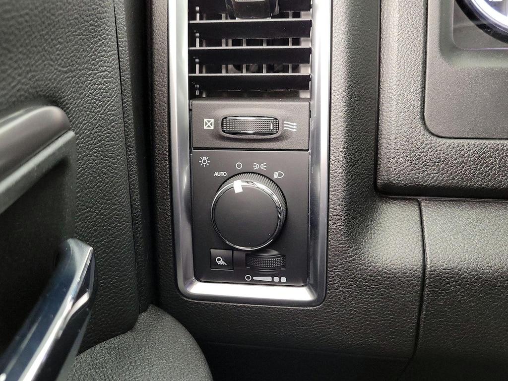 used 2022 Ram 1500 Classic car, priced at $32,998