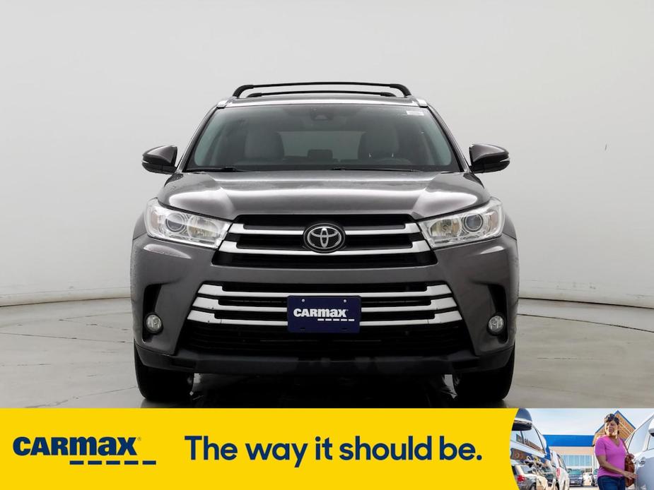 used 2018 Toyota Highlander car, priced at $28,998