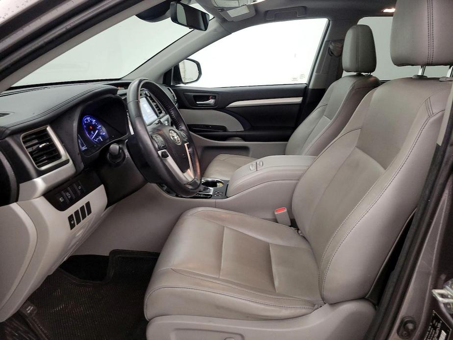 used 2018 Toyota Highlander car, priced at $28,998