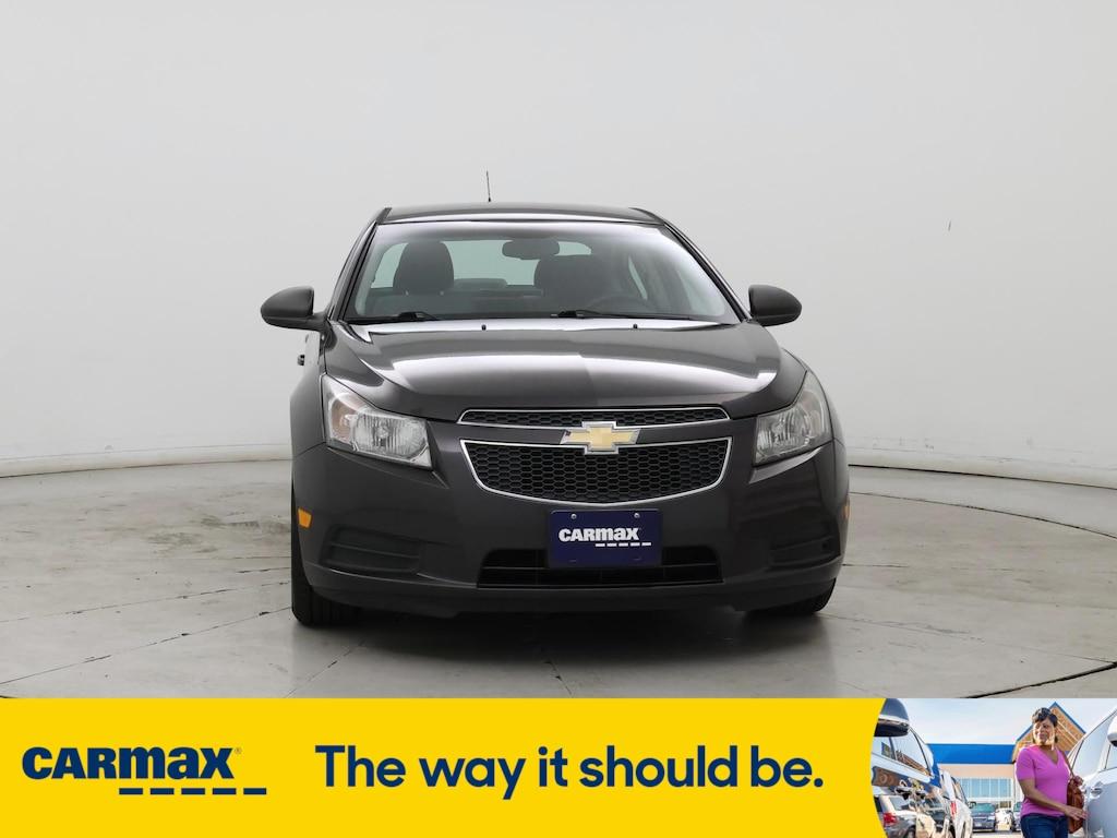 used 2014 Chevrolet Cruze car, priced at $12,599