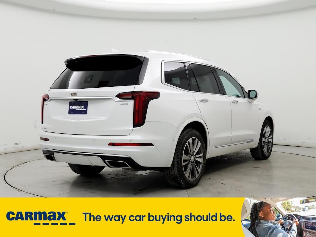 used 2021 Cadillac XT6 car, priced at $32,998