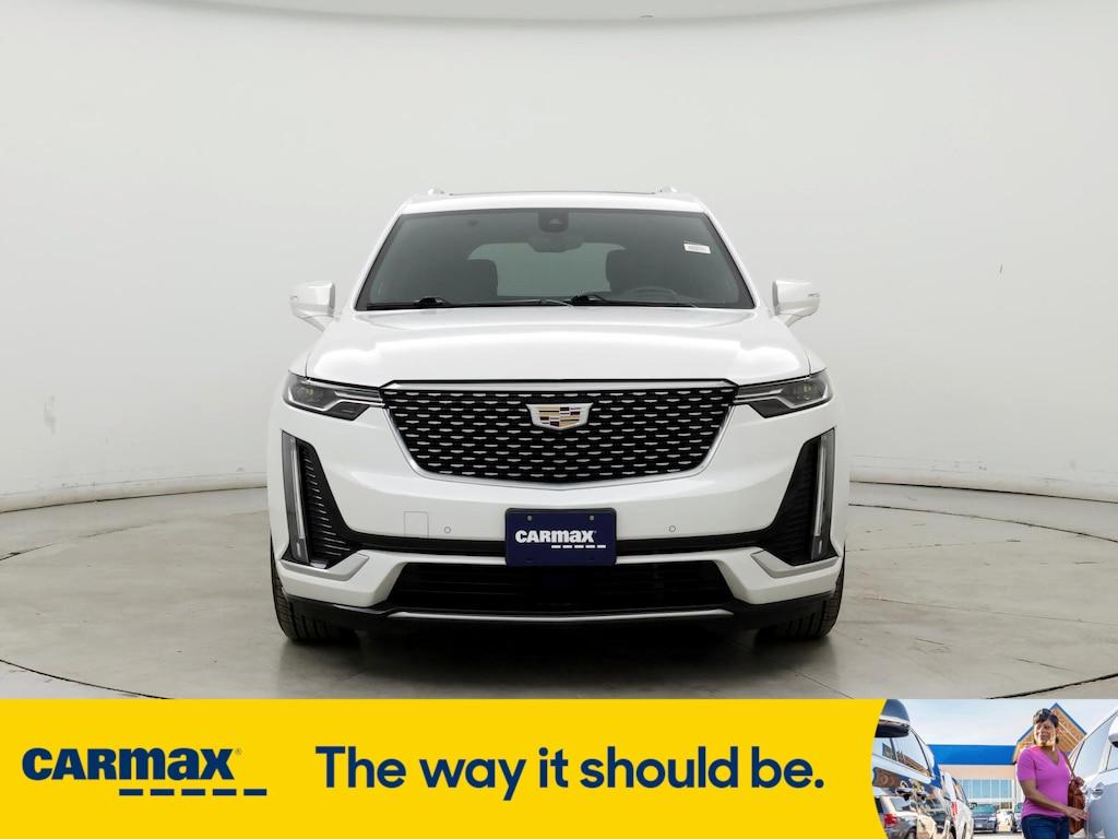 used 2021 Cadillac XT6 car, priced at $32,998