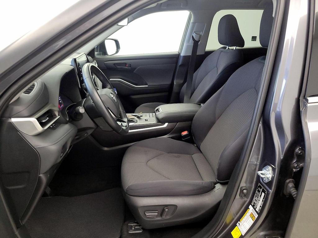 used 2021 Toyota Highlander car, priced at $30,998