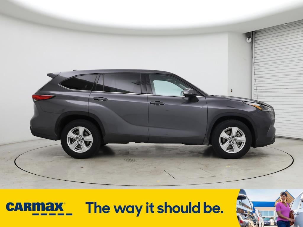 used 2021 Toyota Highlander car, priced at $30,998