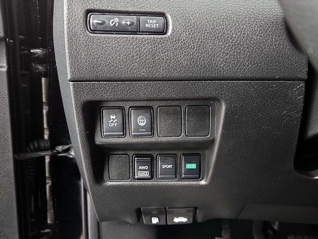 used 2020 Nissan Rogue Sport car, priced at $19,998