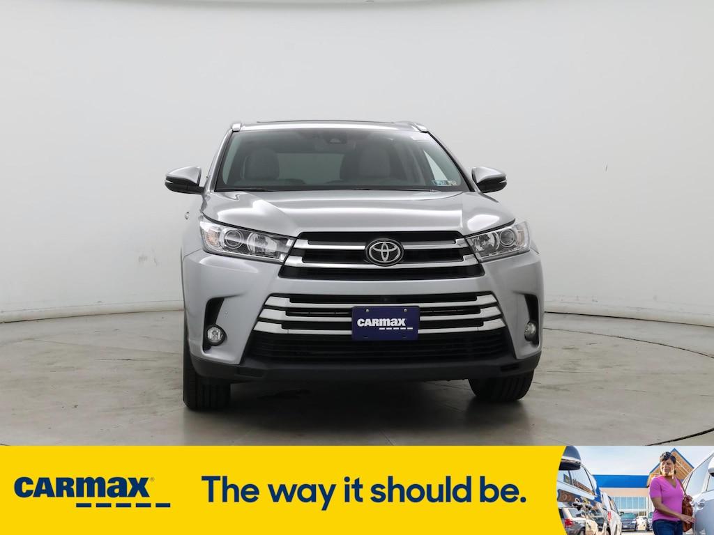 used 2017 Toyota Highlander car, priced at $33,998