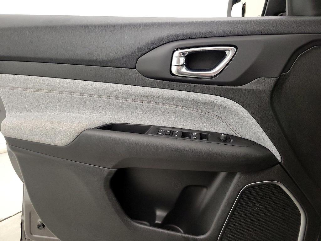 used 2022 Jeep Compass car, priced at $24,998