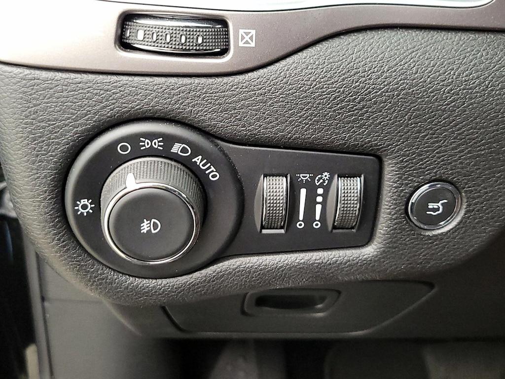 used 2021 Jeep Cherokee car, priced at $21,998