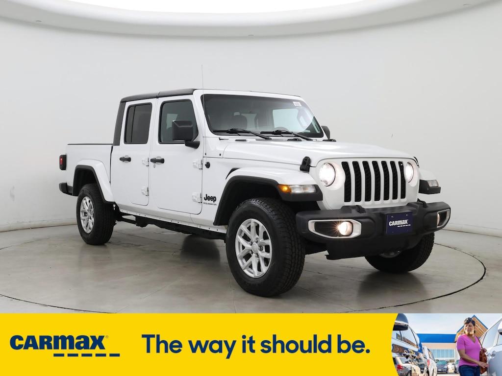 used 2023 Jeep Gladiator car, priced at $27,998