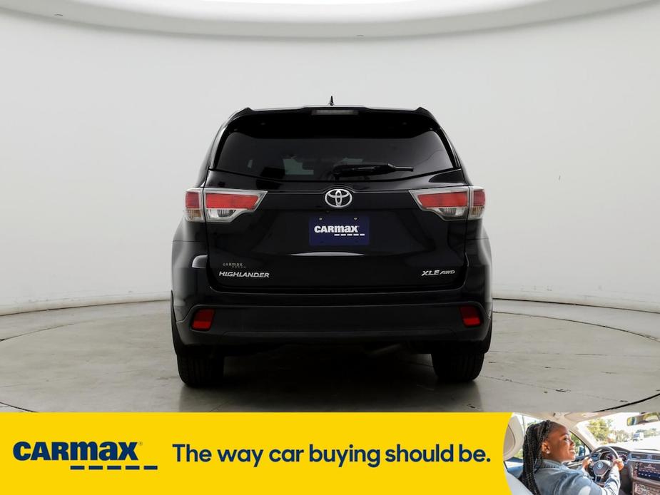 used 2016 Toyota Highlander car, priced at $23,998