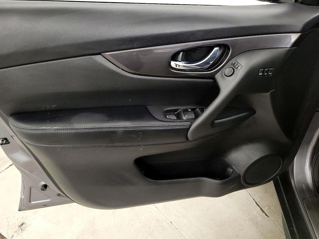 used 2019 Nissan Rogue car, priced at $22,998