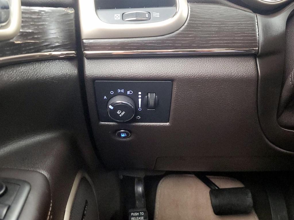 used 2015 Jeep Grand Cherokee car, priced at $25,998
