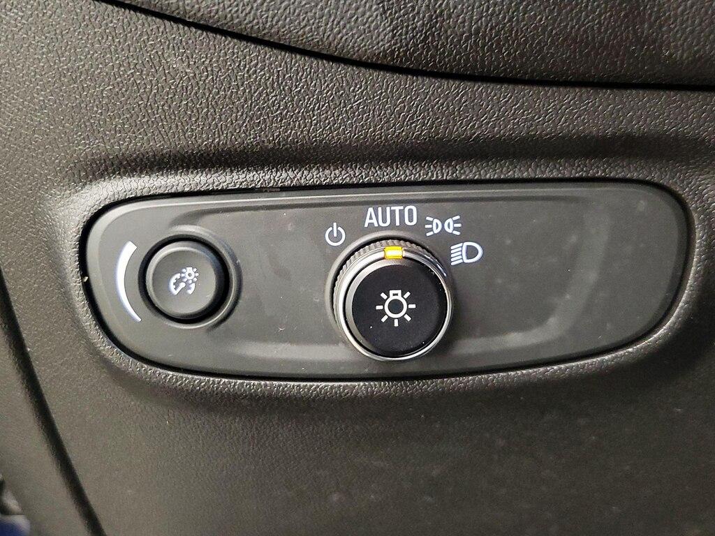 used 2022 Chevrolet Equinox car, priced at $20,998