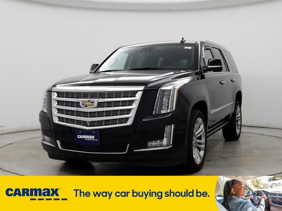 used 2020 Cadillac Escalade car, priced at $52,998