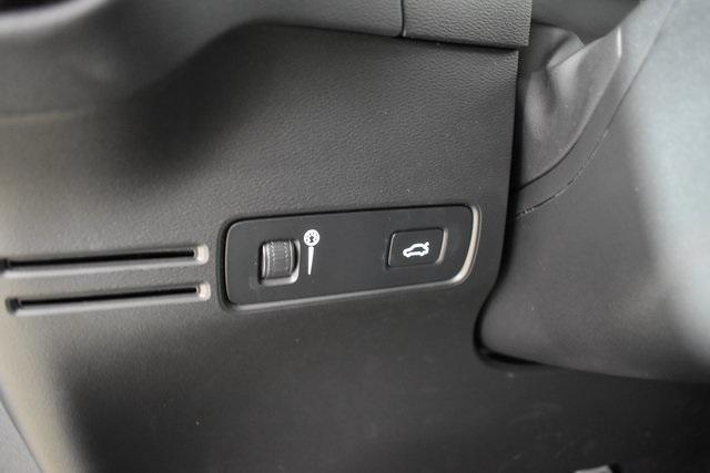used 2022 Volvo XC40 car, priced at $28,340