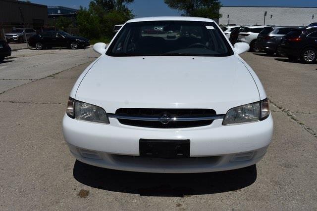 used 1999 Nissan Altima car, priced at $5,249