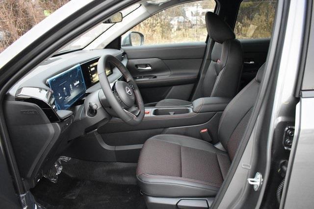 new 2025 Nissan Kicks car, priced at $29,497