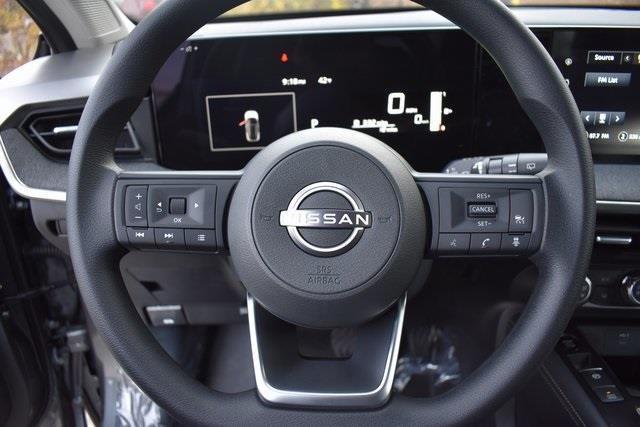 new 2025 Nissan Kicks car, priced at $26,665