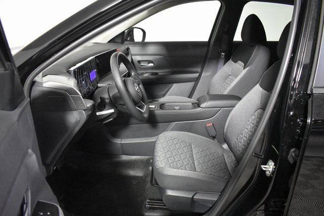 new 2025 Nissan Kicks car, priced at $27,903