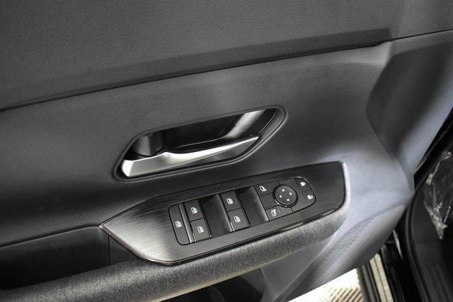 new 2025 Nissan Kicks car, priced at $26,555