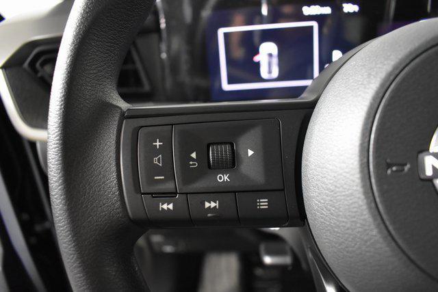 new 2025 Nissan Kicks car, priced at $25,293