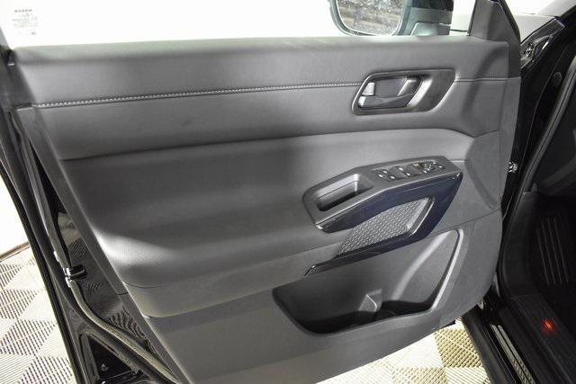 new 2025 Nissan Pathfinder car, priced at $35,183