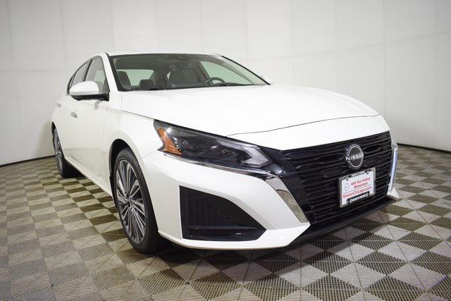 used 2023 Nissan Altima car, priced at $21,895