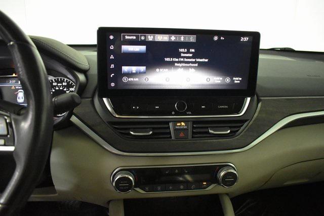 used 2023 Nissan Altima car, priced at $21,895