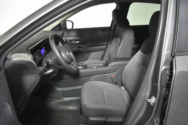 new 2025 Nissan Kicks car, priced at $26,555