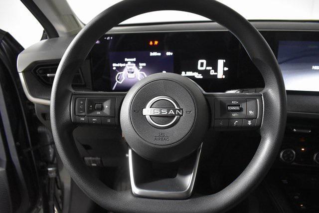 new 2025 Nissan Kicks car, priced at $26,555