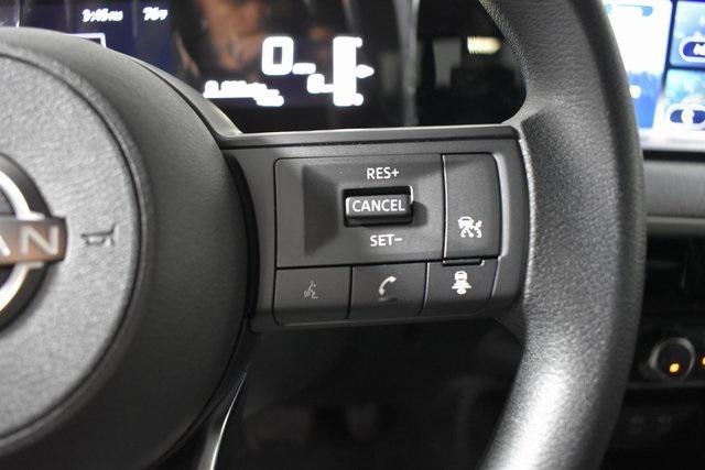 new 2025 Nissan Kicks car, priced at $27,903
