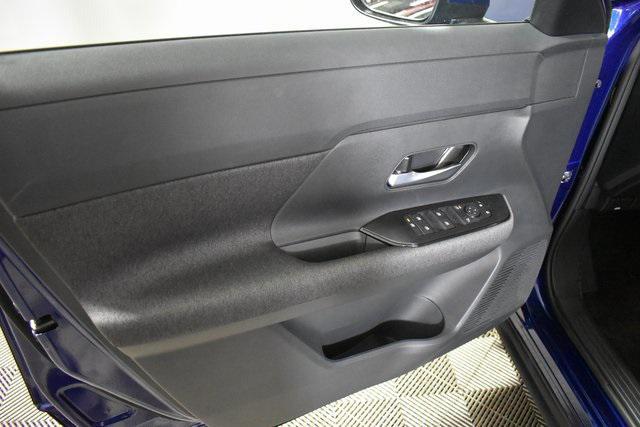 new 2025 Nissan Kicks car, priced at $27,903