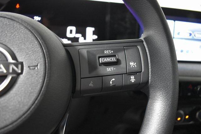 new 2025 Nissan Kicks car, priced at $28,622