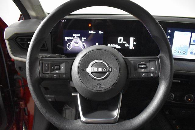 new 2025 Nissan Kicks car, priced at $28,622