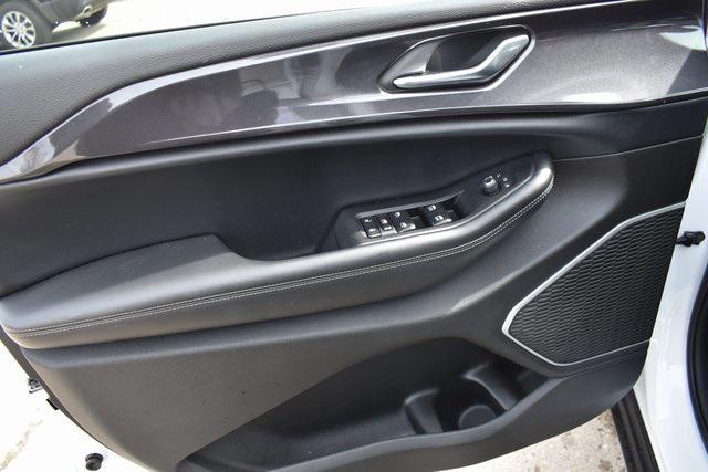 used 2021 Jeep Grand Cherokee L car, priced at $31,999