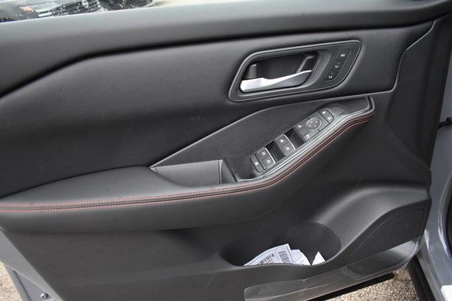 new 2025 Nissan Rogue car, priced at $33,775