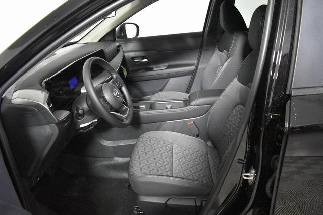 new 2025 Nissan Kicks car, priced at $26,179