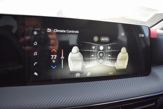 new 2025 Nissan Kicks car, priced at $28,469