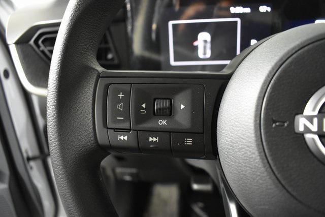 new 2025 Nissan Kicks car, priced at $26,555