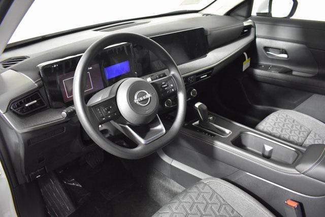 new 2025 Nissan Kicks car, priced at $26,555