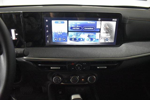 new 2025 Nissan Kicks car, priced at $26,555