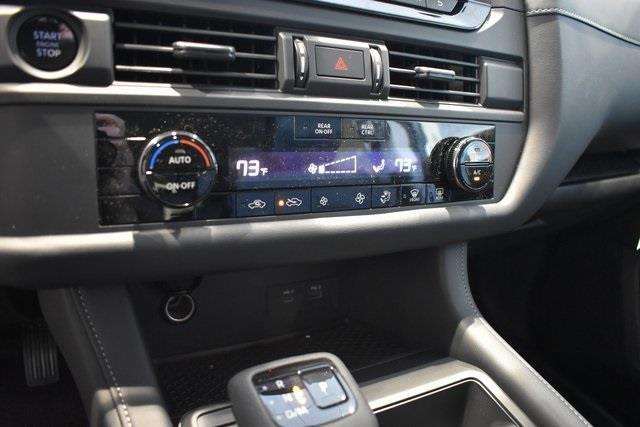 new 2025 Nissan Pathfinder car, priced at $38,884