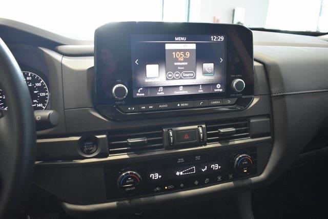 new 2025 Nissan Pathfinder car, priced at $38,884
