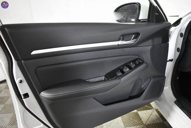 new 2025 Nissan Altima car, priced at $30,834