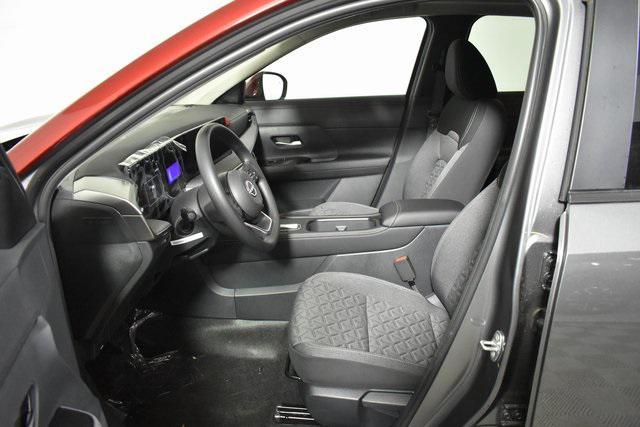 new 2025 Nissan Kicks car, priced at $28,217