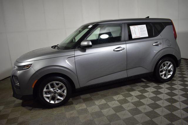 used 2022 Kia Soul car, priced at $14,868