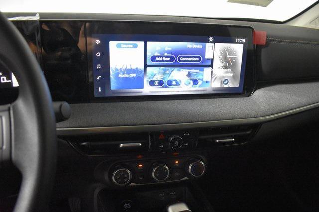 new 2025 Nissan Kicks car, priced at $26,555