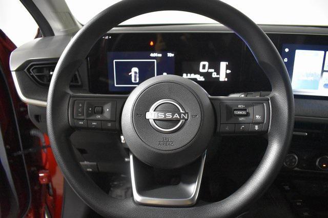 new 2025 Nissan Kicks car, priced at $28,307